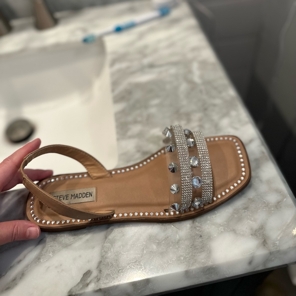 Steve Madden Sandals size 8